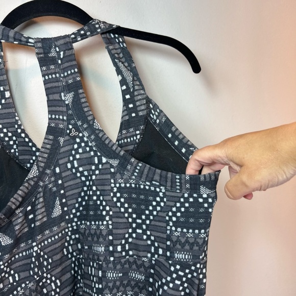 PrAna Cali Athletic Dress Gray Geometric Print Racerback Empire Waist  Sz Medium - Picture 15 of 15
